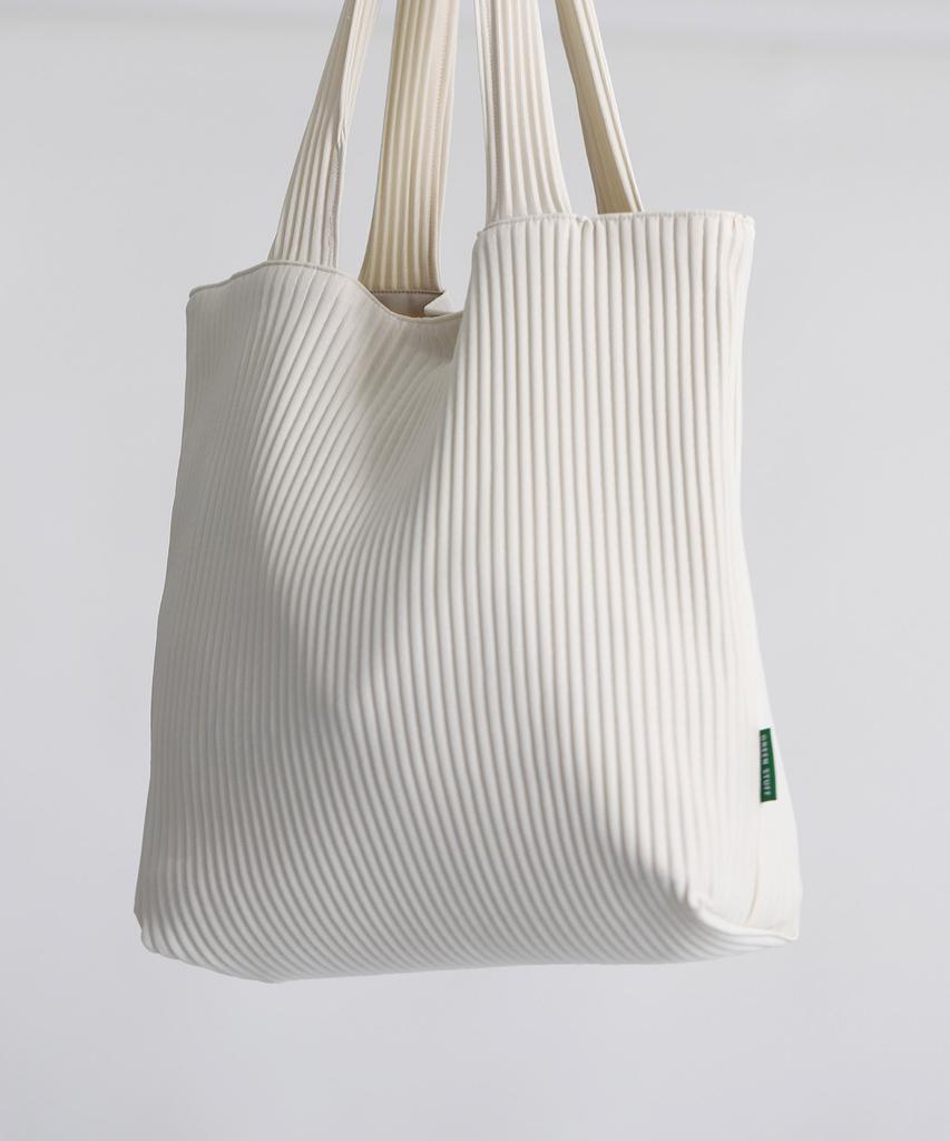 Green Stuff Unpretentious Yet Modern Shopper Bag 67 Pleated Fringes - Ivory