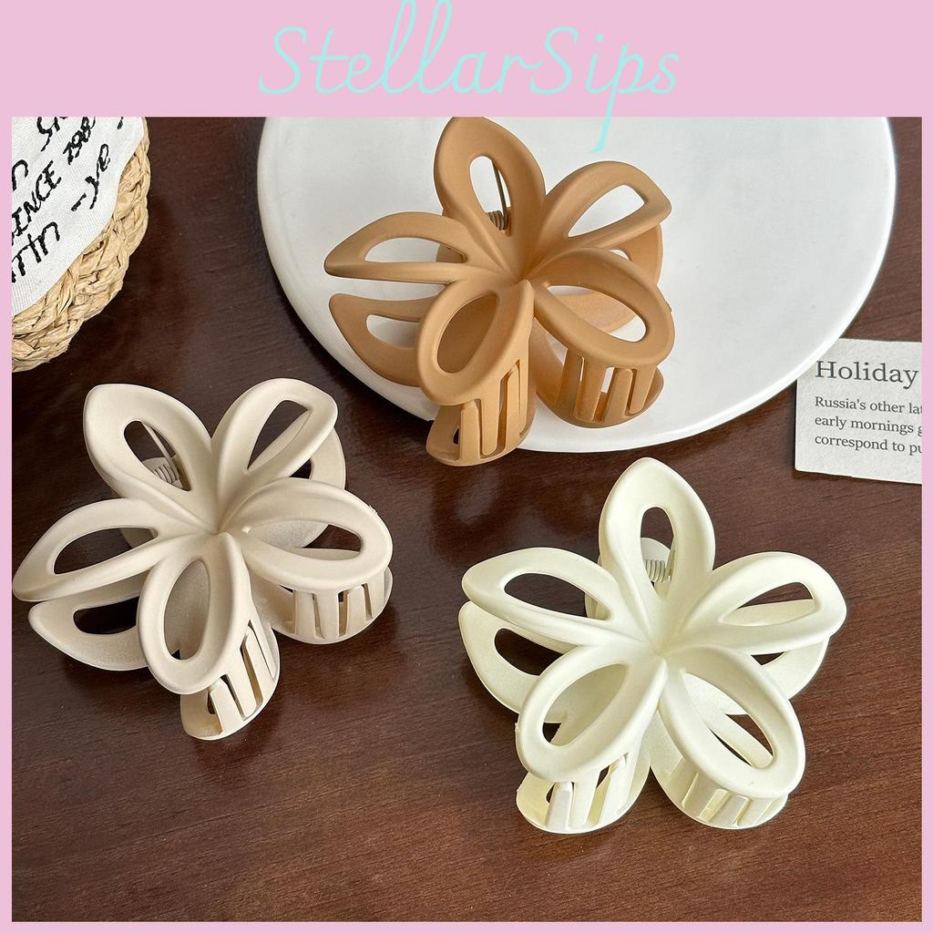 Premium Quality Floral Hair Clip With Unique Egg Flower Style Ideal For Everyday Use