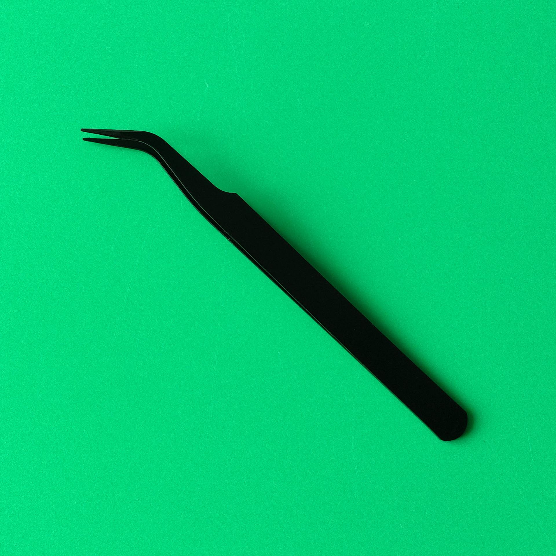 Multifunctional Eyelash and Eyebrow Tweezers Set with Curler and Bent Tip Tweezers