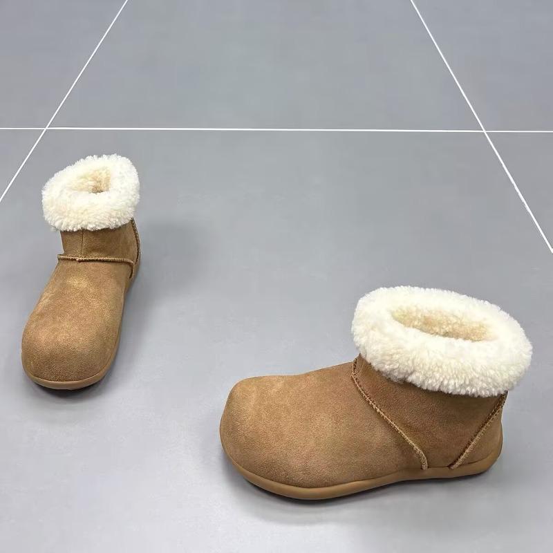 

Thickened Snow Boots Women s 2026 Winter New Round Toe Platform Slip-proof Sleeve Cowhide Warm Cotton Boots 40