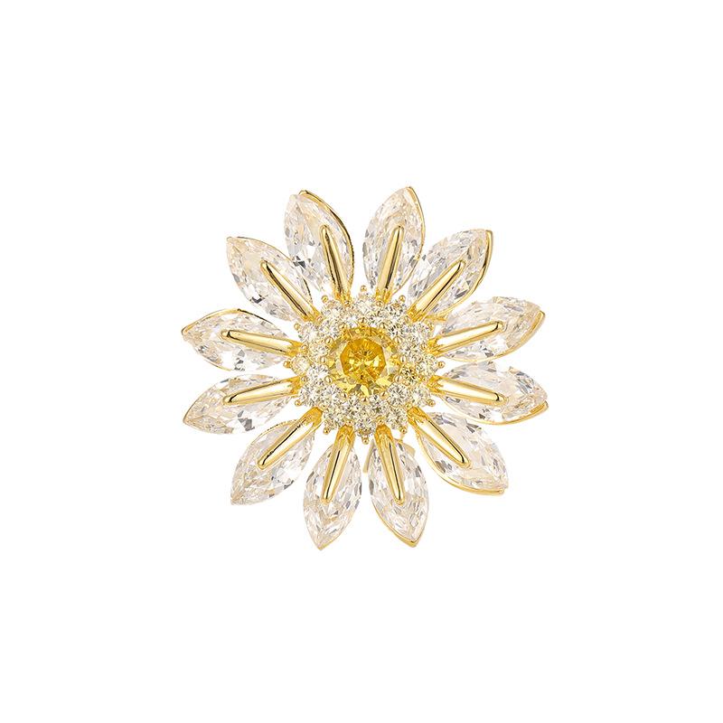 

Брошь Dili Xue Роскошная Медь Циркон Цветок Маргаритки в Японском Стиле