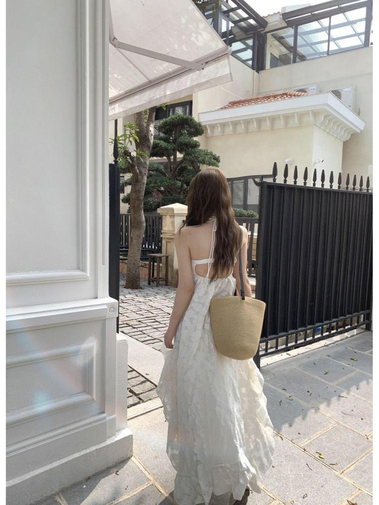 French Seaside Style Halter Neck Camisole Dress - Elegant Summer Backless Ruffle Maxi