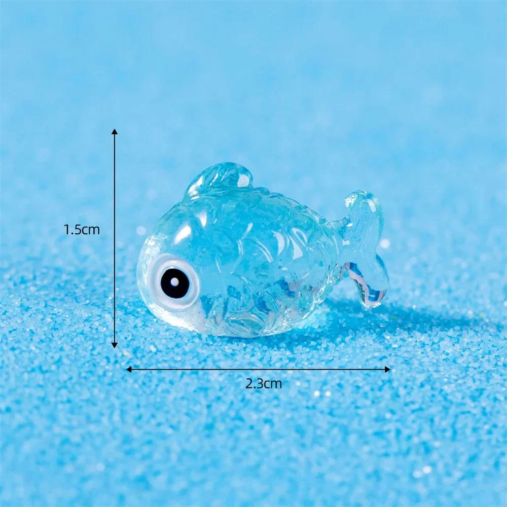10Pcs Mini Luminous Fish Decorations Resin Crafts Moss Garden Fairy Dollhouse Ornaments Fish Tank Micro Landscape Desktop Decor