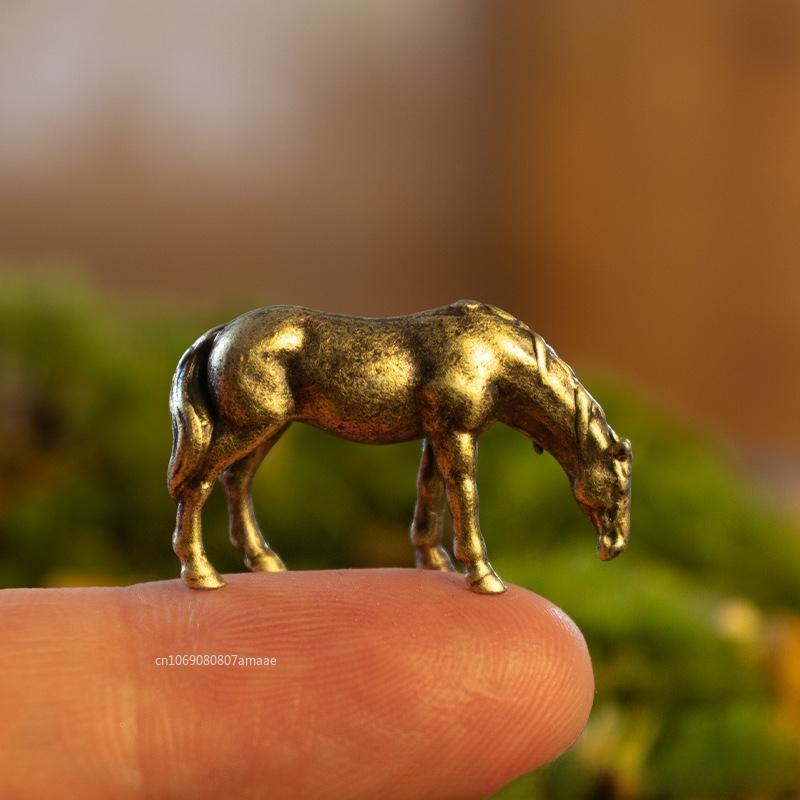 Brass Solid Long Tail Horse Figurine Micro Landscape Decor Feng Shui Ornament Copper Zodiac Animal Home Desktop Decoration Craft