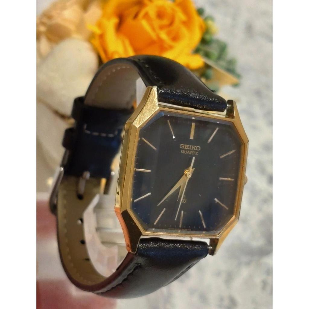 Used Working SEIKO Seiko Quartz Chariot Men's Watch Octagon Black Dial Vintage New Belt