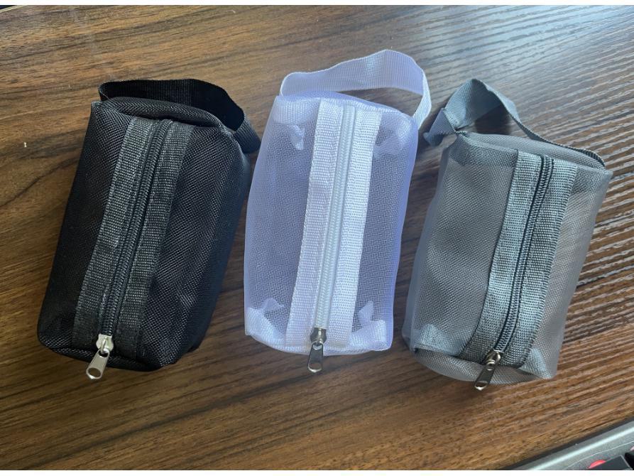 

Мини-сетчатая косметичка на молнии: Портативное хранилище большой вместимости для монет, ключей, карт и помады серый