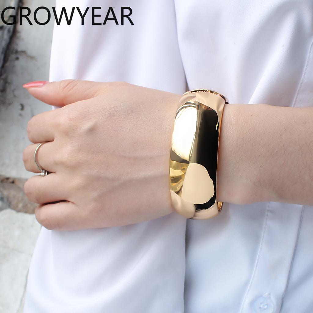 2026 New Arrival Fashion Classic Glossy Plain Ring Circle Bangle Exaggerated Funky Spring Open Metal Chunky Bracelet