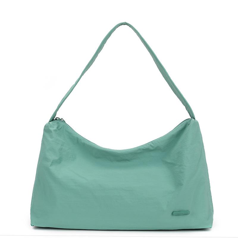 תיק כתף לנשים עם שרוך קשירה מתחת לזרוע, תיק דמפלינג פשוט עצלני בצבע אחיד לנסיעות לעבודה