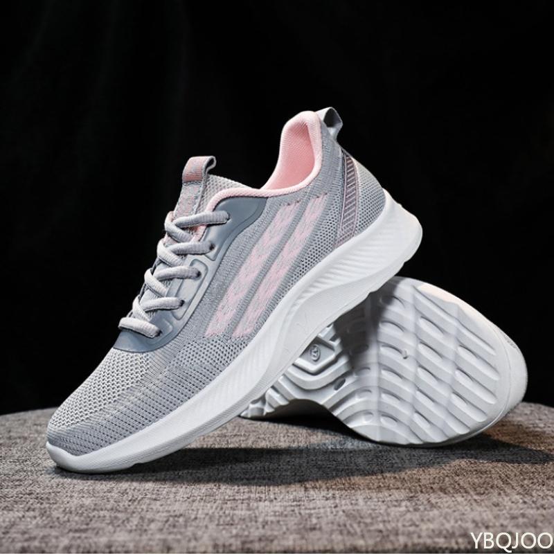 Vår nya damskor mesh andningsbara sportskor mjuk sula bekväma vardagslöpning enkla lätta damskor