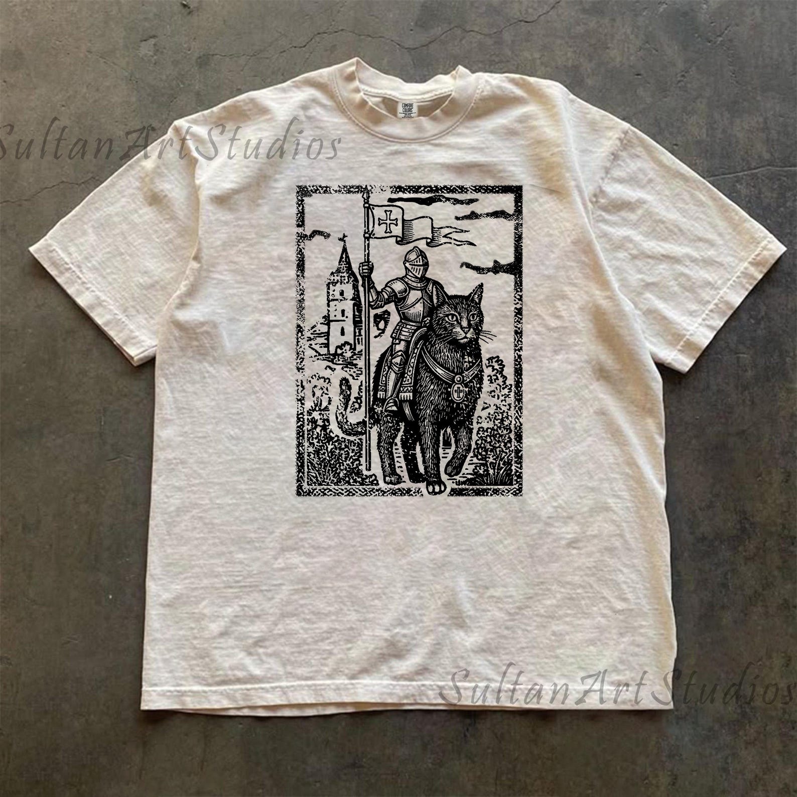 Red Knight Cat Rider Vintage T-shirt, 90s Graphic Tee, Medieval Shirt, Funny Cat XL