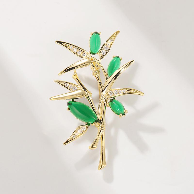 Bo Xin Yun Elegant Bamboo Brooch with Zircon Green Chalcedony - High-end Chinese Style Corsage Pin Accessory.