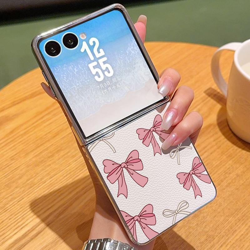 

Pink Black Bowknots Pattern Case For Samsung Z Fold 7 6 5 Luxury Hybrid 3in1 Leather Skin Plating Folding Phone Cover For Samsung Z Fold7 Fold6 Fold5 Samsung Z Flip7 бежевий