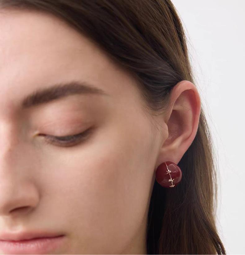 Elegant South Red Agate Stud Earrings: Classic, Versatile, High-End, Unique Design for Women