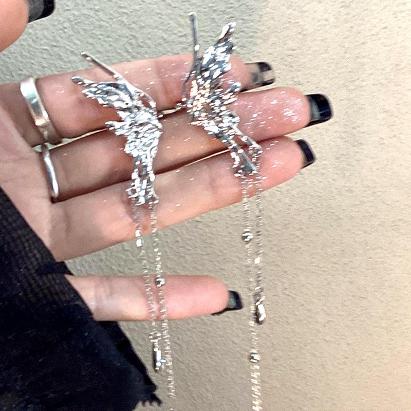 2024 Trendy Butterfly Tassel Ear Clips: Elegant No-Piercing Earrings for Women
