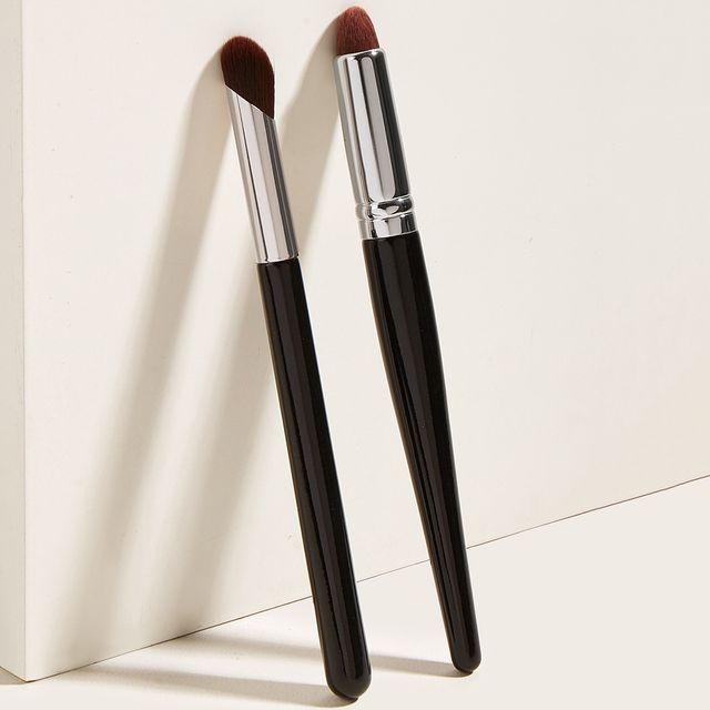 

Stroke of Beauty - Set of 2: Makeup Brush Set of 2 - GG060801
