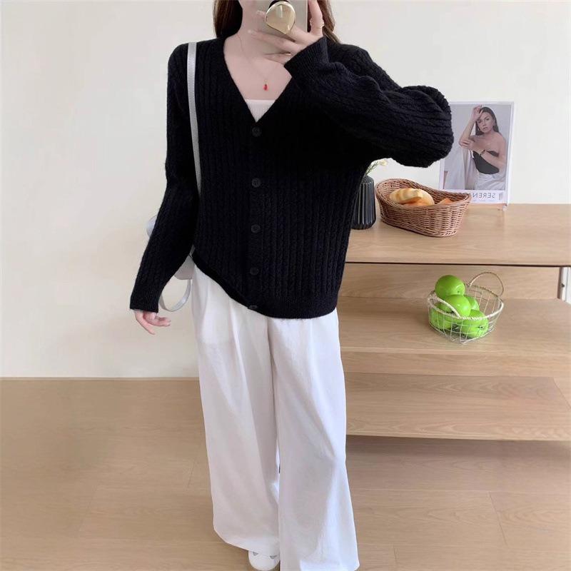 

Новинка начала осени, кардиган крупной вязки с V-образным вырезом, приталенная модная темпераментная куртка, женский свитер для ношения под низ one size fits all чёрный