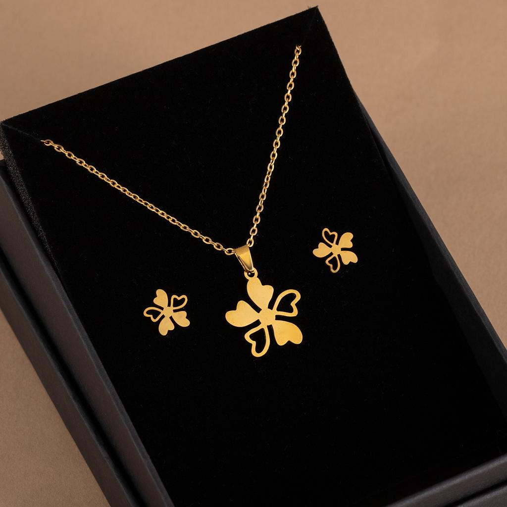 Edelstahl Hohl Liebe Halskette Set Weiblich Nische Designgefühl Gold Anhänger Schlüsselbeinkette