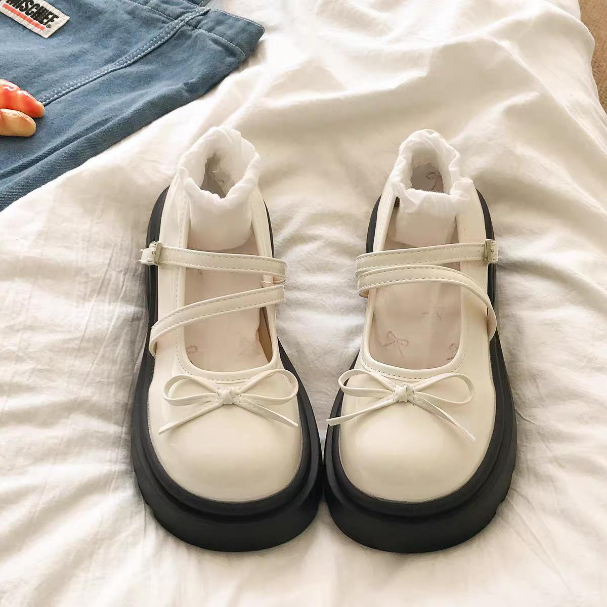 

Черные туфли Мэри Джейн на толстом каблуке, женские, новые 2025, в стиле колледжа, на платформе, на высоком каблуке, нишевые, маленькие кожаные туфли JK 40 бежевый