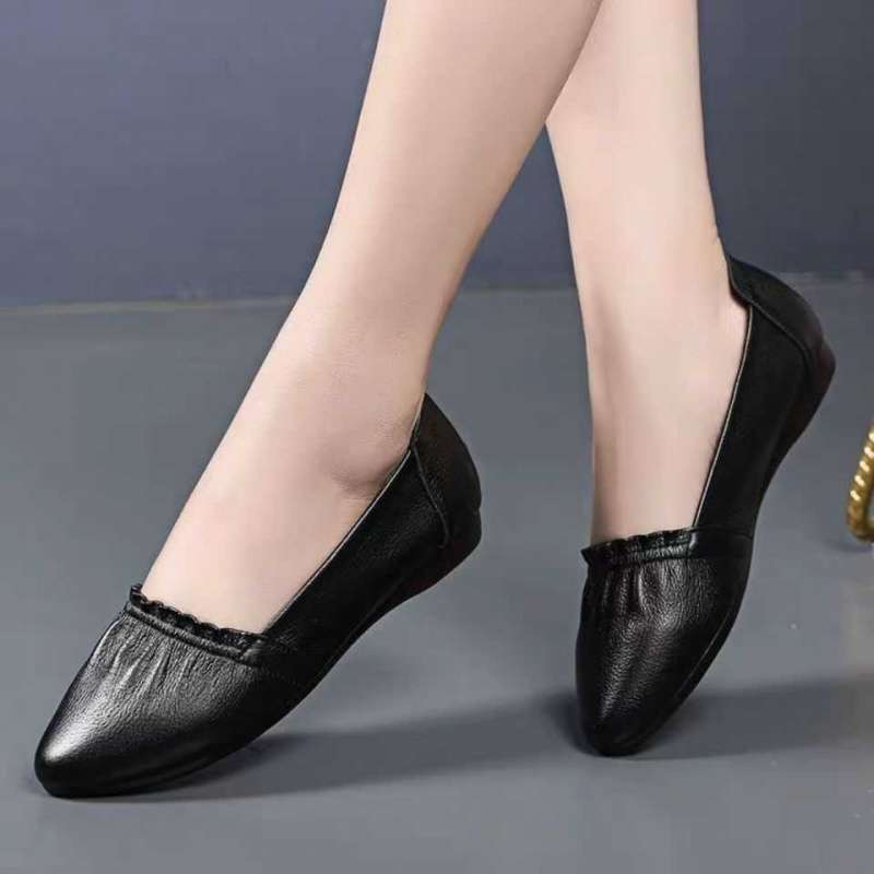 2025 New Spring Versatile Beef Tendon Sole Single Shoes Women's Soft Sole Light Mouth White Leather Shoes Women's Soft Leather Pointed Flat Shoes