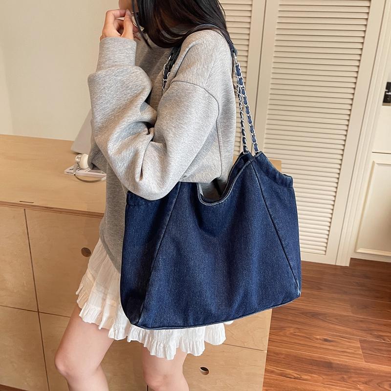 Large Capacity Tote Bag Women's Commuter Denim Shoulder Bag Chains Bag