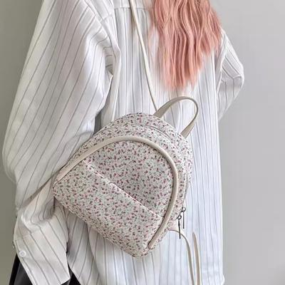 Bag Women's 2024 Niche Design New Women's Bag Spring and Summer Lightweight Floral Backpack Girl Student Small Backpack