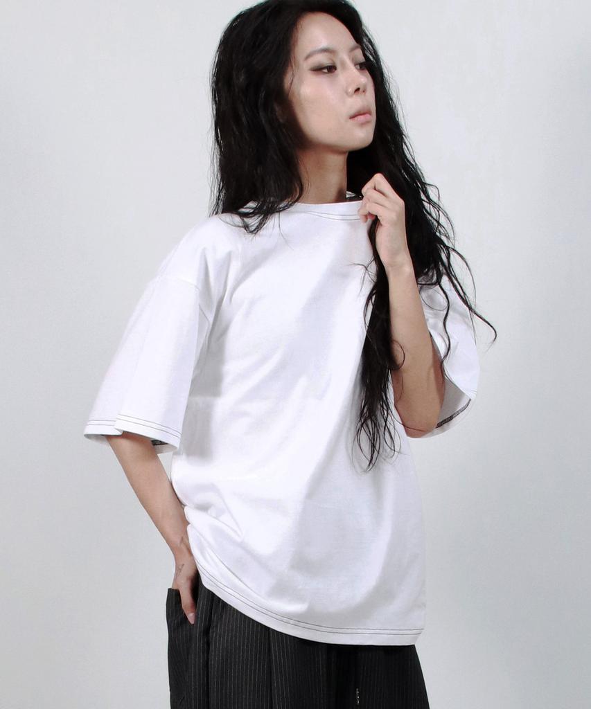 Deumakeu Outstitch Boxy Short Sleeve Tee - White
