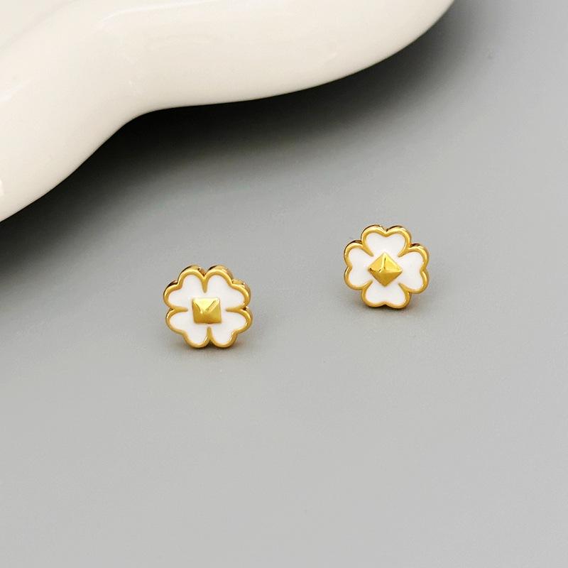 Stylish And Simple Earrings Women S Enamel Drop Glaze Four-Leaf Clover Small Fragrant Stud Earrings Earrings белый