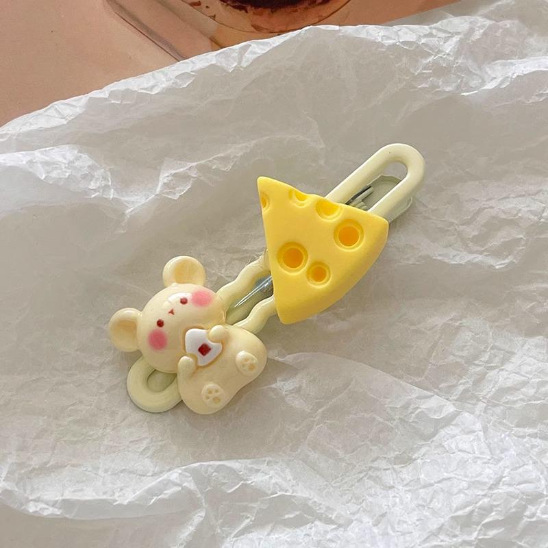 Pink Dopamine Hair Clip: Y2K Seamless Round Hairpin - Cute Small Side Clip for Women’s Bangs