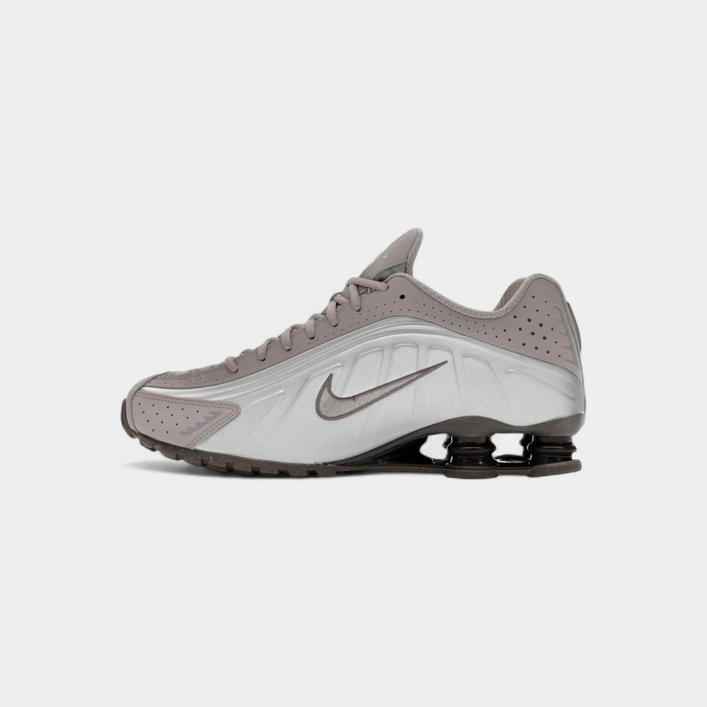 Nike Shox R4 Cave Stone