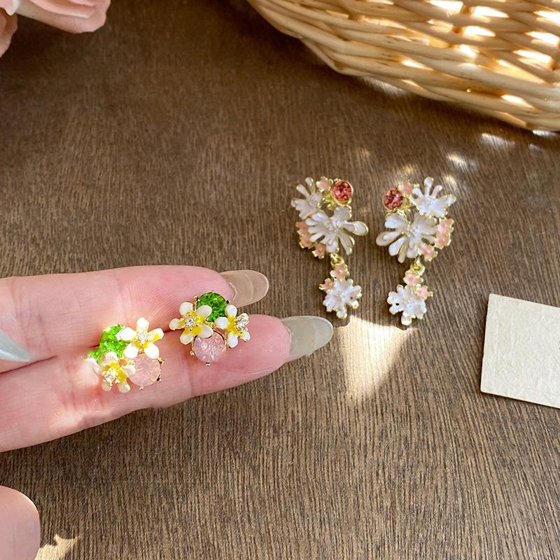 Diamond Dripping Oil Flower Fringed Earrings Niche Light Luxury High-end Earrings Fashion Versatile Earrings Women