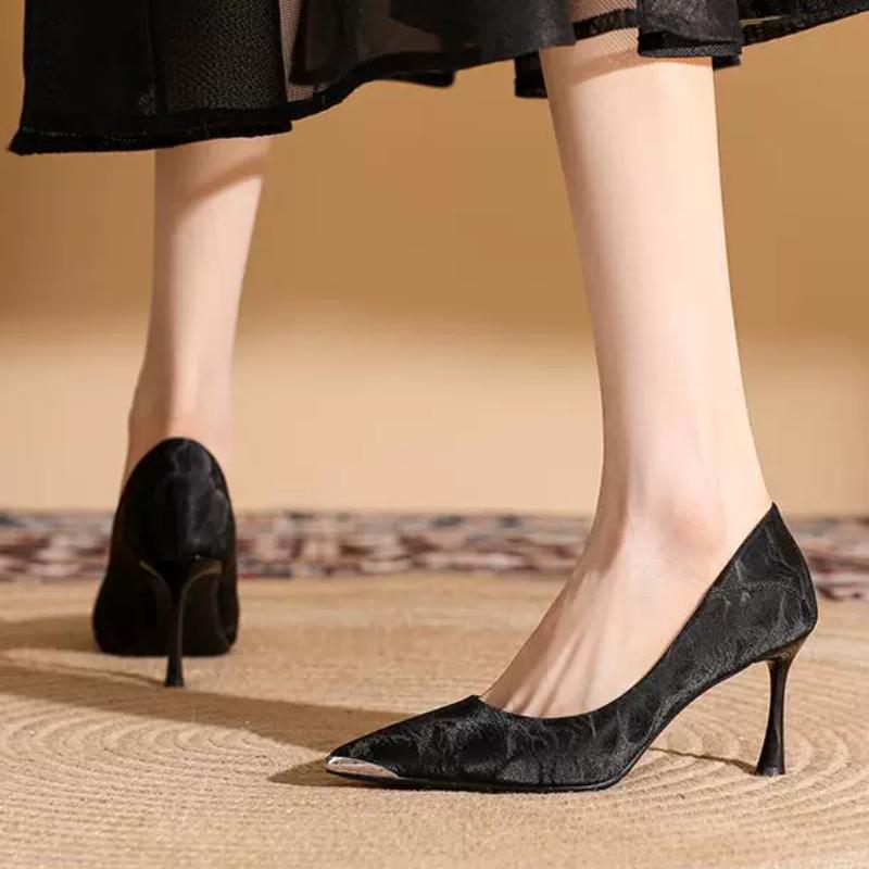 Pointed Toe High Heels Women's Autumn New Retro Metal Toe Shallow Mouth Anti-slip Wear-resistant Stiletto Single Shoes