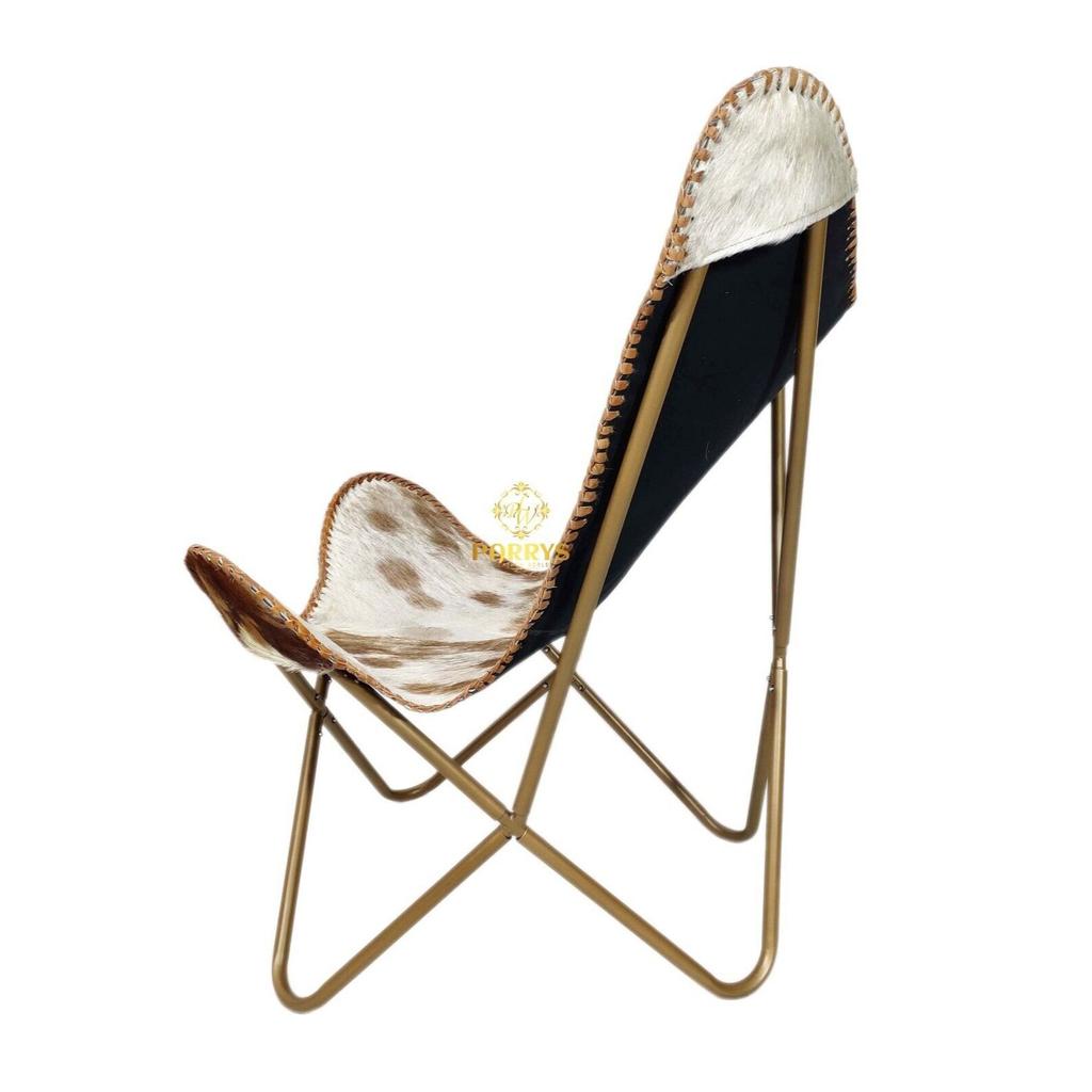 Zu öffnender Schmetterlingsstuhl aus Ziegenhaarleder – Wohnzimmerstuhl in Braun und Weiß