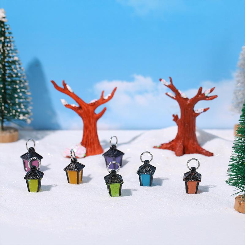 Glow-in-the-Dark Miniature Lamp Miniature Landscape Ornament Multicolored Glowing Lamp Decorative Creative Resin Craft Snow Tree Christmas Ornament