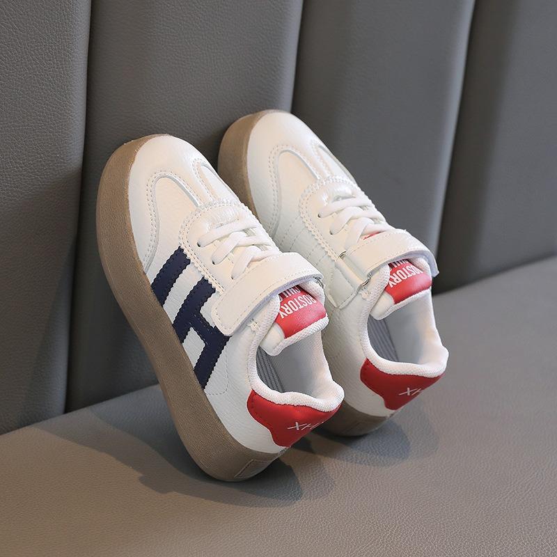 Small White Shoes Girls Board Shoes Autumn and Winter New Fleece Sports Shoes for Children and Students Casual Single Shoes