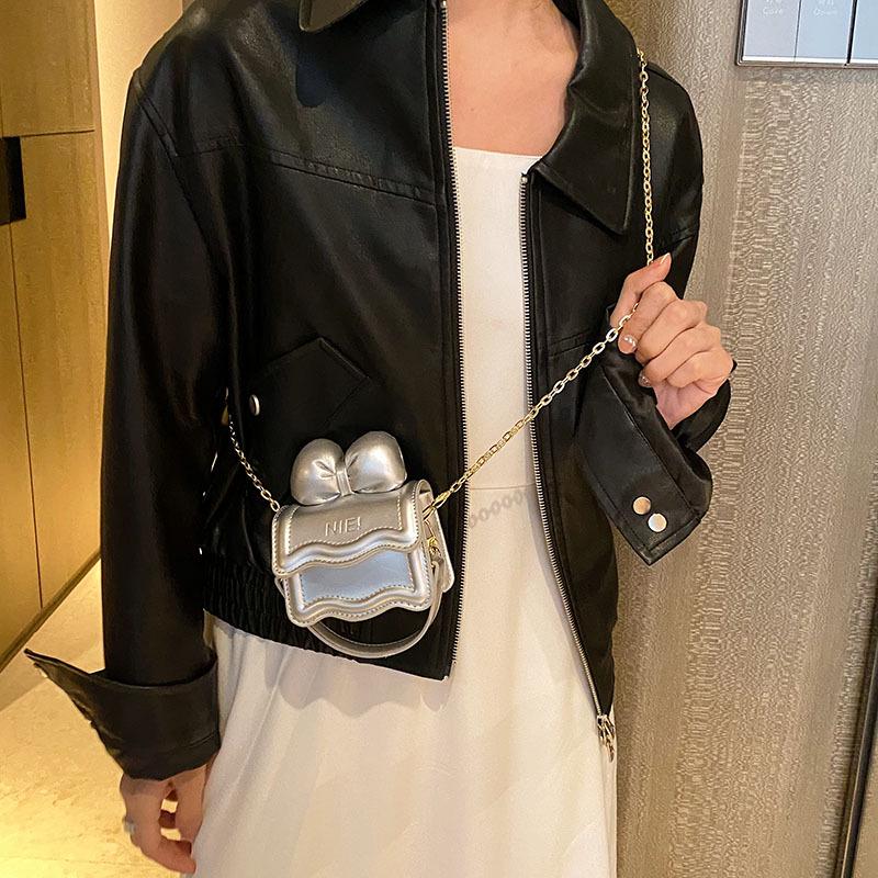2024 Embossed Bow Mini Crossbody: Sweet Chain Bag for Girls
