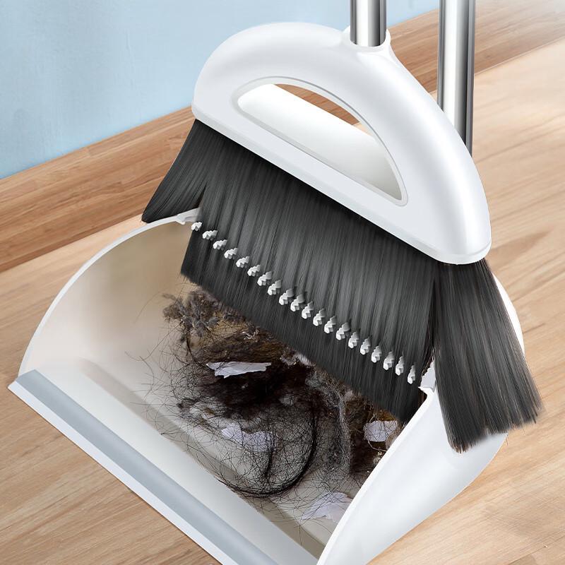 Huihuang Q Broom and Dustpan Set