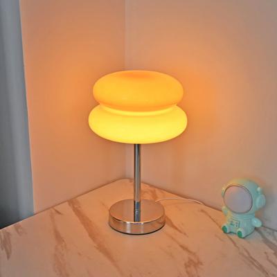Lámpara de hamburguesa de cristal con bombilla LED tricolor, adorno de mesa para dormitorio, sala de estar, hotel, estudio, luz nocturna decorativa.