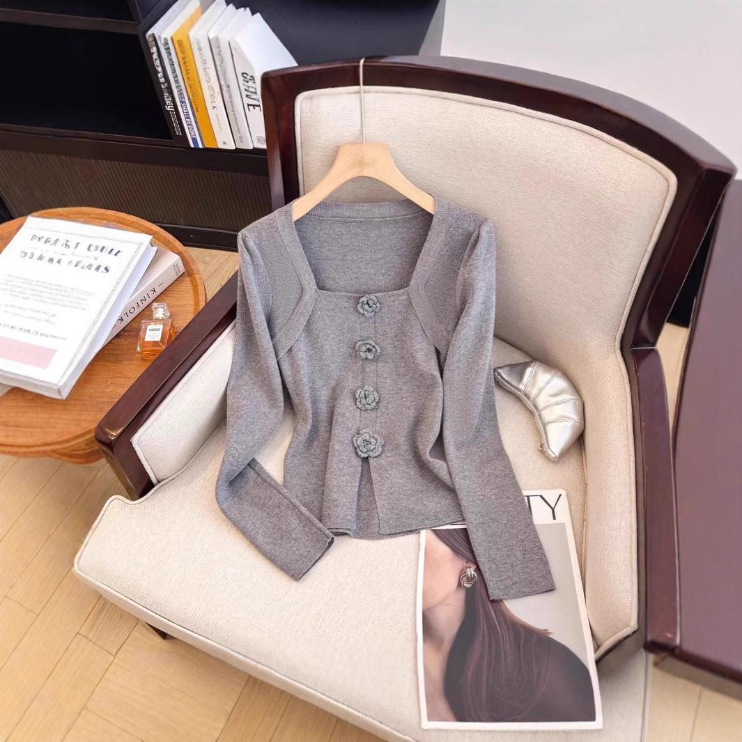 

2024 Autumn Women s Slim Fit Square Neck Rose Knit Top One Size
