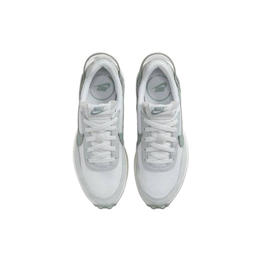 Nike Waffle Debut Cushioning Durable Low-Top Lifestyle Sneakers Women sneakers Green White DH9523-103