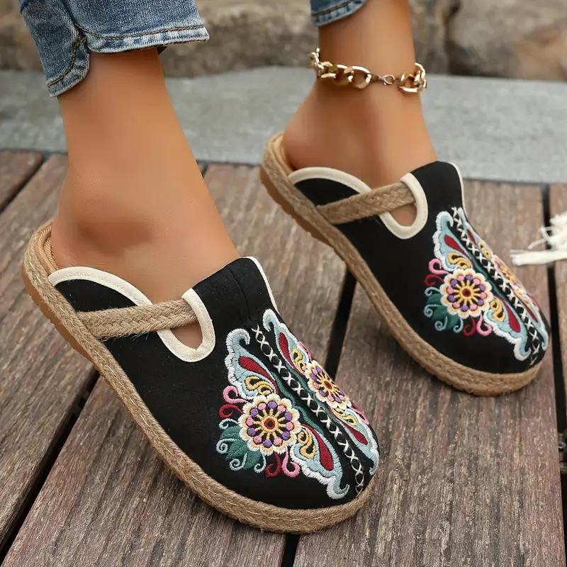 Handmade Floral Embroidered Slides Women's Ethnic Fabric Slides Woven Espadrille Sole Round Toe Slip-On Flat Heel Sandals for All Seasons
