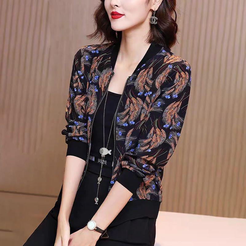 Versatile Zippered Jacket for Middle-Aged Women - Long-Sleeve, Plus Size, Spring/Autumn 2025