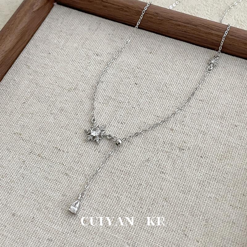

Cuiyan S925 Silver Minimalist Snowflake Tassel Necklace for Women - Autumn/Winter Clavicle Chain