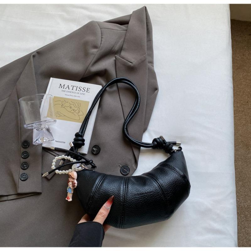 Trendy versatile dumpling bag women's spring new fashion simple shoulder bag high-end niche design women's bag