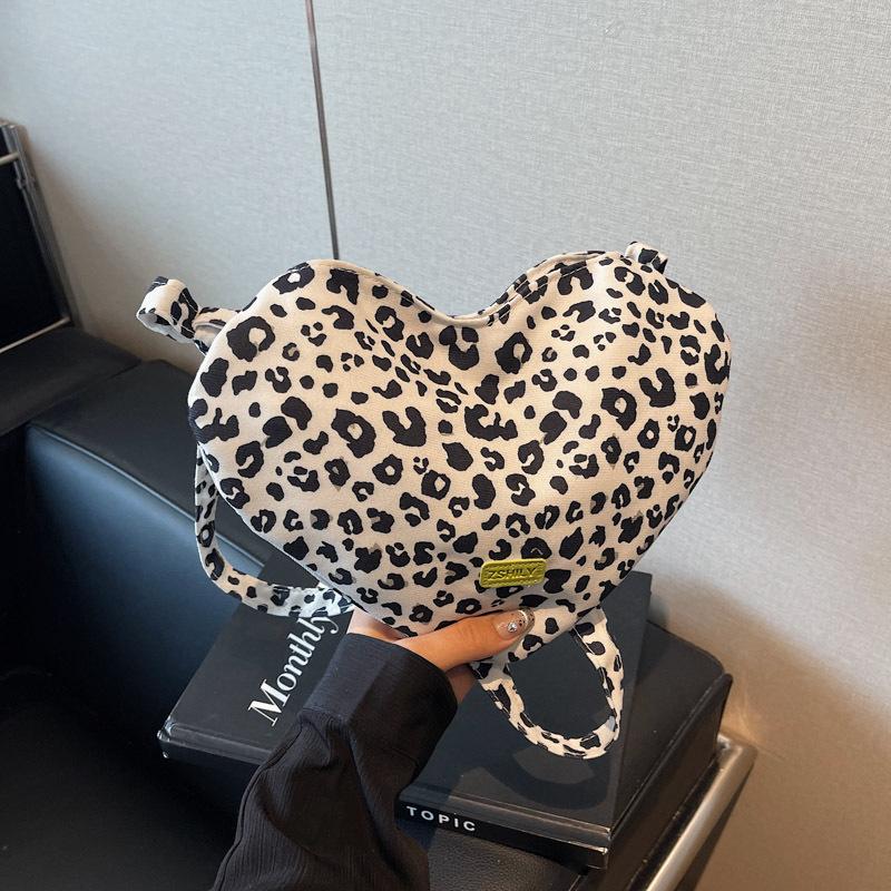 

Yogodlns Новая сумка через плечо в форме сердца, модная сумка через плечо с леопардовым принтом, симпатичная сумка-кошелек для женской сумки-тоут 27x5x19cm бежевый
