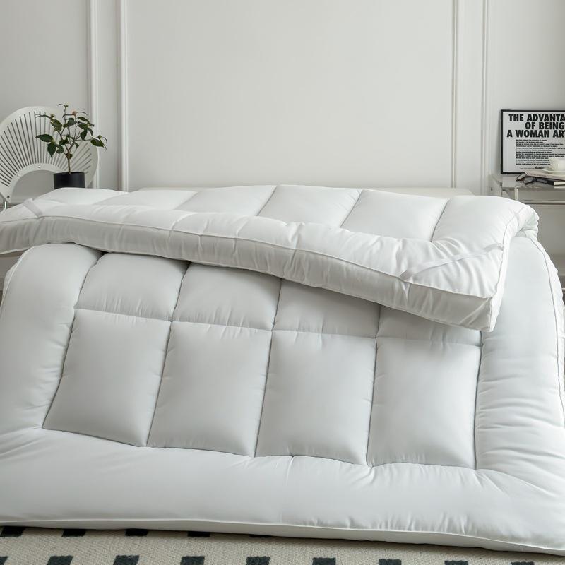 Thickened Warm Foldable Mattress Pad - Soft Bed and Floor Quilt for Home and Dorm