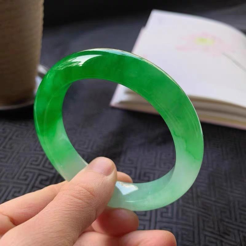 Yang Green Treated Jadeite Bangle - Women's Style with Flat Strip, Half Mountain Half Water Design