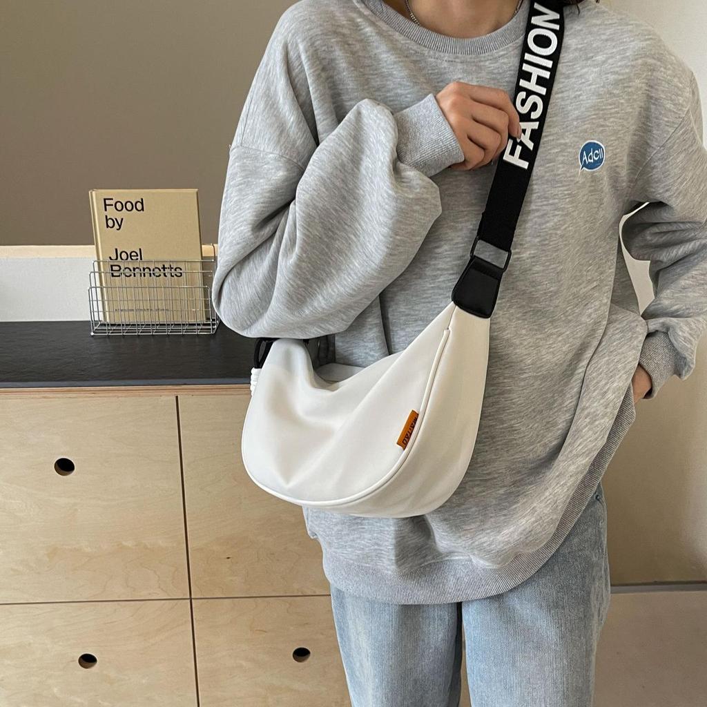 Women's 2025 Stylish Dumpling Crossbody Bag – Fashionable, Versatile, for Going Out