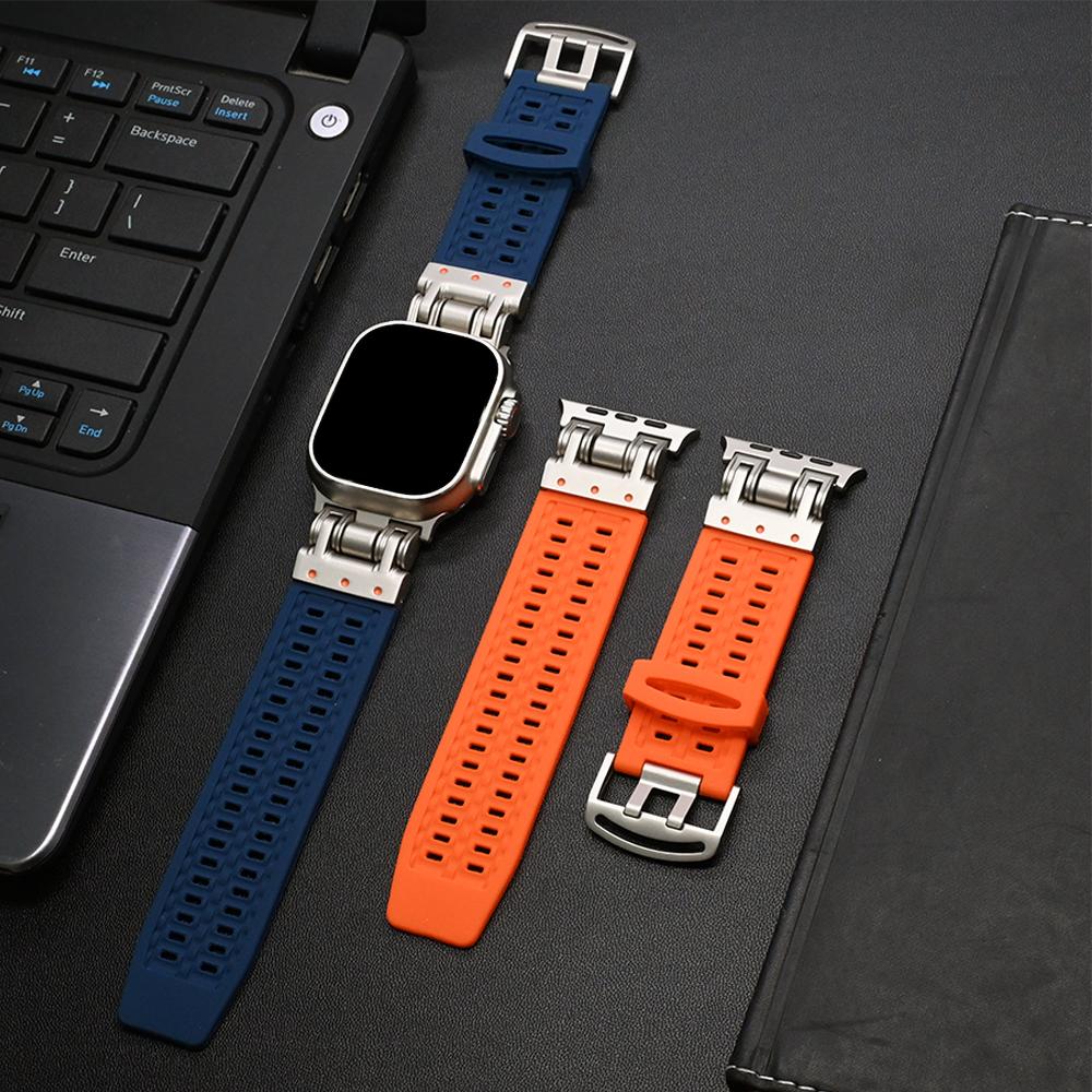 Silicone Bracelet Band for Apple Watch Ultra 2 Series 9 8 7 6 5 4 Se 3 Titanium Color Strap for Iwatch Ultra2 49mm 45mm 44 42mm