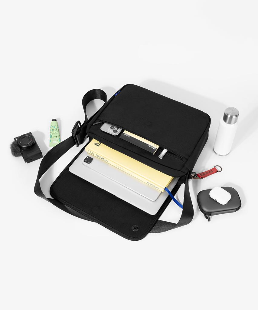 Qualpack Essential Canvas Messenger Bag 380