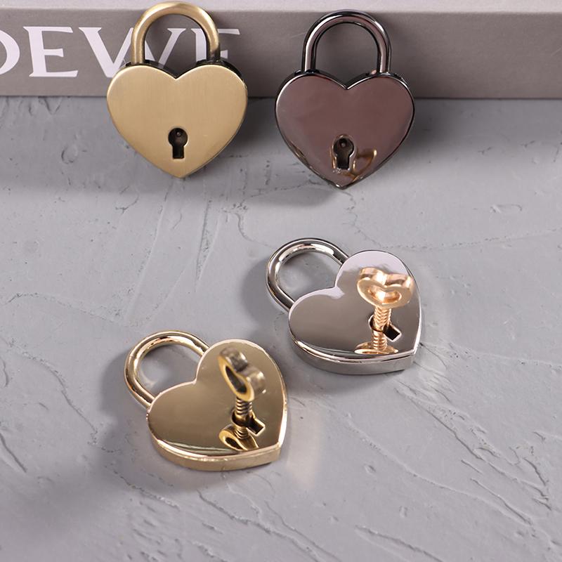 Cadenas Mini en Métal Vintage en Forme de Cœur pour Sac Valise Boîte à Bagages Serrure à Clé Avec Clé